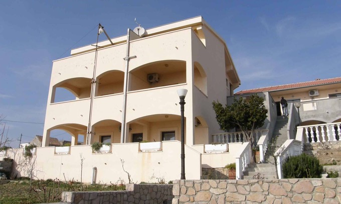 Rtina Appartement | Appartement de vacances avec air conditionné et vue sur la mer