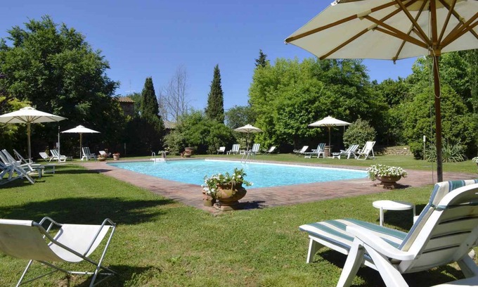 San Pietro a Cegliolo Appartement | Holiday apartment with outdoor pool and WiFi