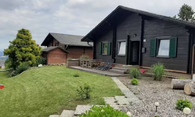 Windorf Cabine | Holiday cottage near Passau /Pullman City