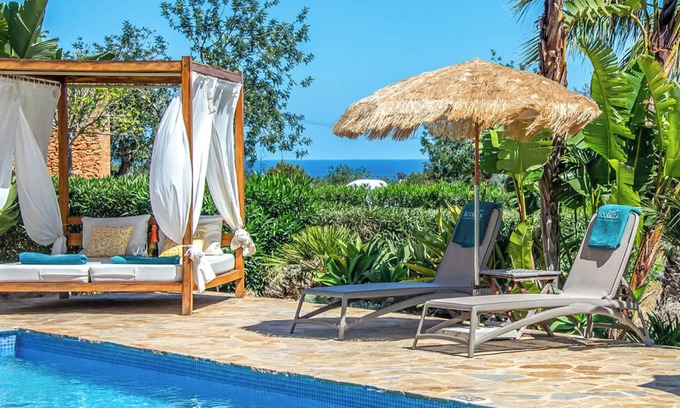 Sant Carles de Peralta Maison | Holiday Home 'Can Andreuet' with Private Pool, Wi-Fi and Air Conditioning in Ibiza