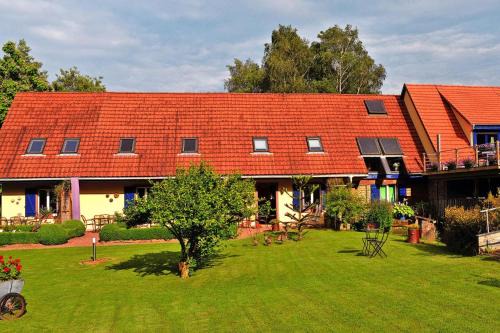 Kindwiller Appartement | Holiday Farm by Red River with Indoor Pool