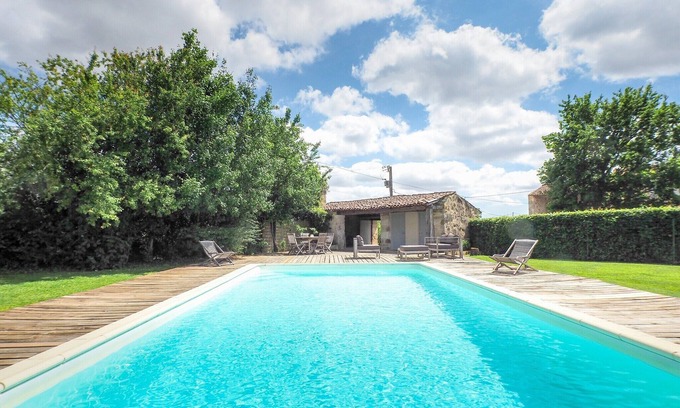 Saint-Laurent-de-la-Salle Maison | Maison de vacances avec piscine et pool house