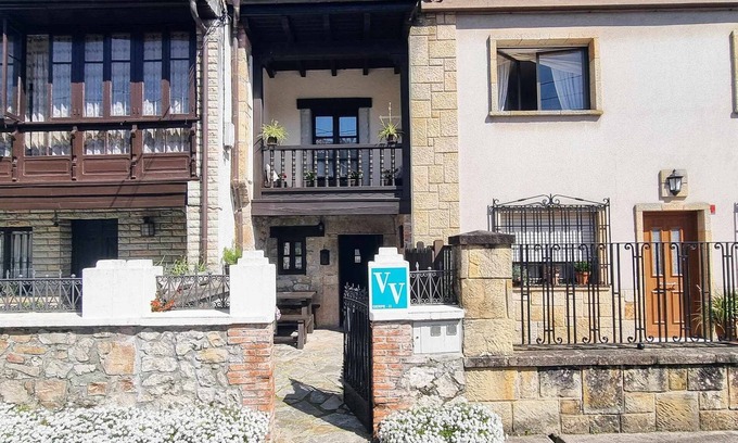 Naves Maison | Holiday House Gerpe II