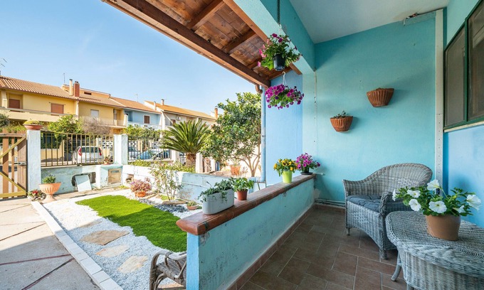 San Giovanni Suergiu Maison | Maison de vacances 'Elifra' avec terrasse privée, jardin privé et balcon