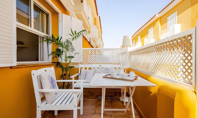Isla Cristina Maison | Maison de vacances '1 Linea Playa, 3 Dorm Islantilla' avec jardin privé, Wi-Fi et climatisation