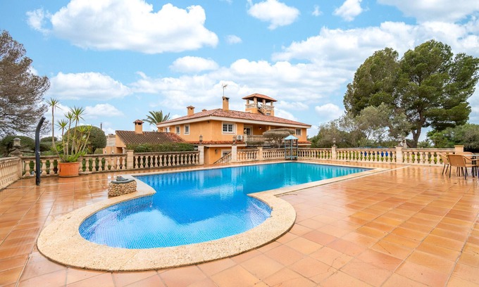 Puntiro Maison | Maison de vacances 'Alegria' avec vue sur les montagnes, piscine privée et Wi-Fi