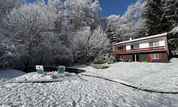 Rickenbach Maison | Maison de vacances 'Alpenblick' avec vue sur les montagnes, terrasse privée et Wi-Fi