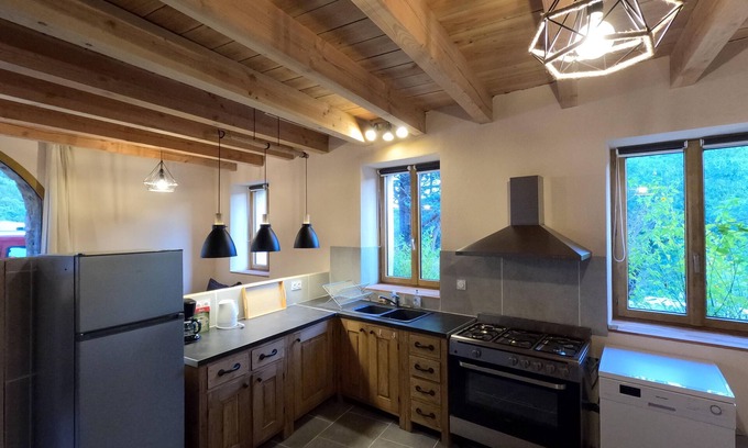 Rieussec Maison | Holiday Home 'Ardennais, Gîtes Du Pont De Calmel' with Mountain View and Shared Pool