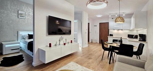 Miedzyzdroje Appartement | HOLIDAY HOME Baltic Waves Resort A320 balkon, sauna, basen, gym GRATIS