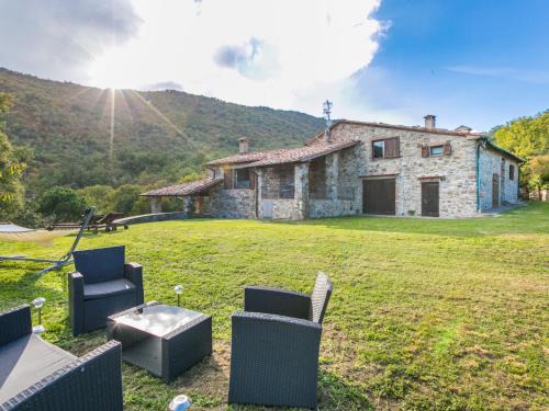 Montieri Maison | Holiday Home Bellavista - Villi by Interhome