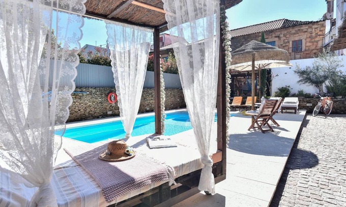 Armamar Maison | Maison de vacances 'Casa Janja' avec piscine privée, Wi-Fi et climatisation
