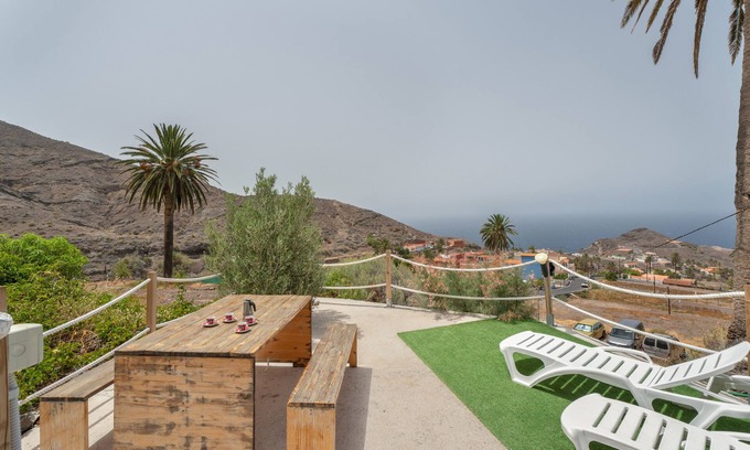 Alojera Maison | Maison de vacances 'Casa Las Niñas' avec vue sur la mer, terrasse privée et Wi-Fi