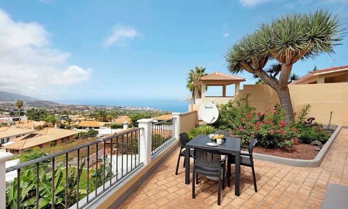 Las Cuevas Maison | Maison "Casa Luz de Luna" avec vue sur la mer, terrasse et Wi-Fi.