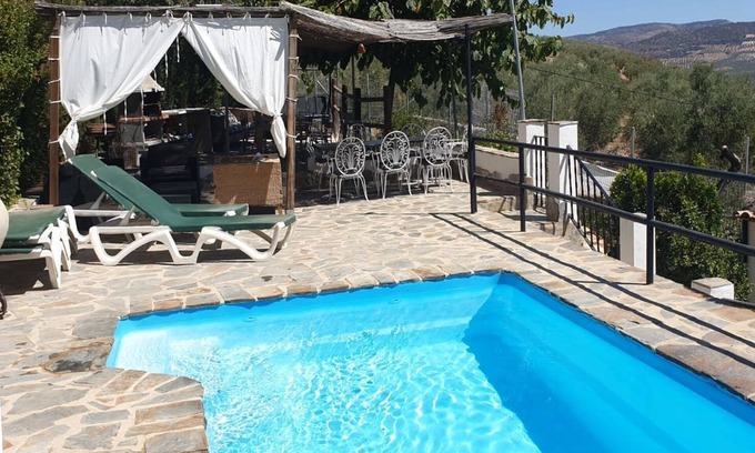 El Esparragal Maison | "Casa Rural Fuente Zagrilla", avec vue sur les montagnes, piscine et Wi-Fi.