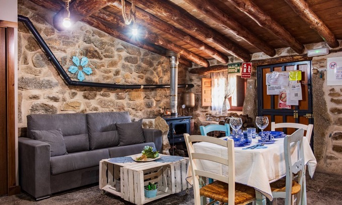 Villar de Corneja Maison | Maison de vacances 'La Cuadra' avec vue sur la montagne