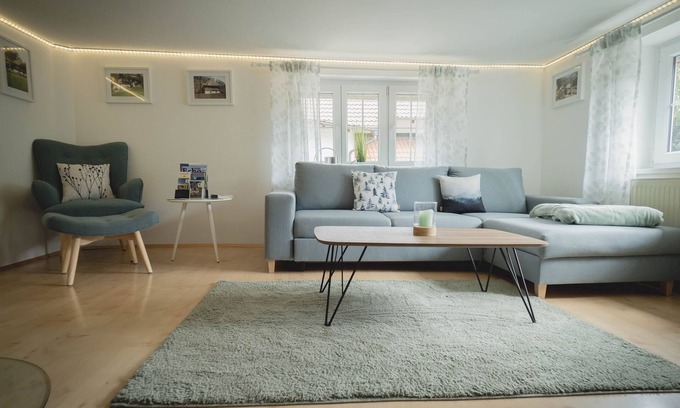 Elzach Maison | Maison de vacances 'Ferienhaus Siebenfelsen' avec vue sur les montagnes, terrasse privée et Wi-Fi