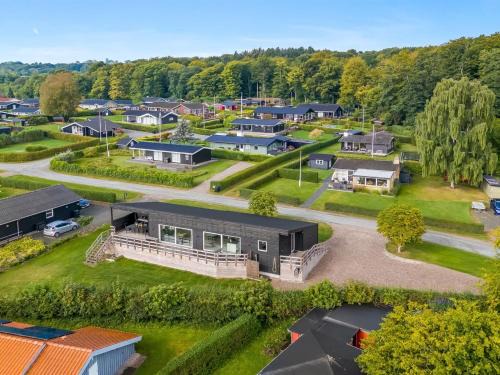 Bjert Maison | Holiday Home Fin - 150m from the sea by Interhome