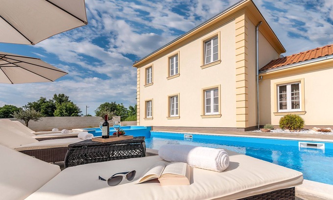 Rojnici Maison | Maison de vacances pour 8 personnes avec 130 m² à Rojnici (60641)