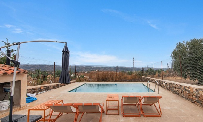 Encinasola Maison | Holiday Home "Fuerte Thirteen"