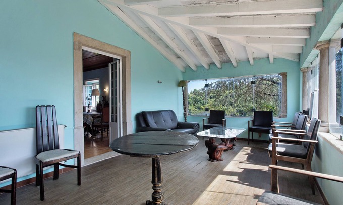 Alenquer Maison | Holiday Home 'Grande' with Mountain View, Shared Pool and Wi-Fi