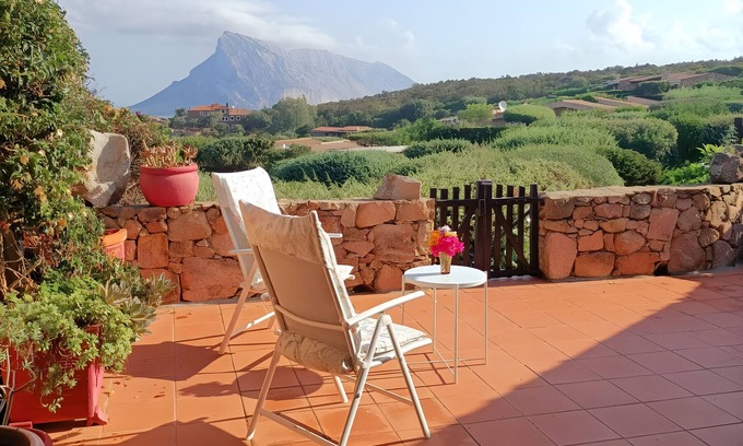 Tiriddo Maison | Maison de vacances 'Graziella' avec vue sur la mer, piscine partagée et terrasse partagée