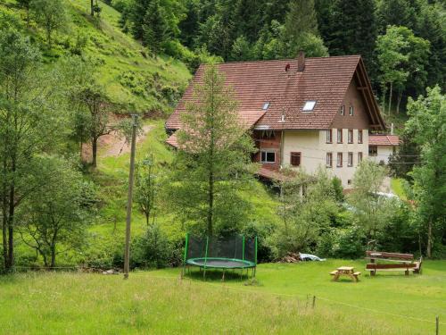 Obersimonswald Maison | Holiday Home Hexenstüble by Interhome