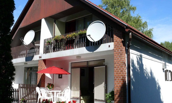 Balatonmariafurdo Maison | Maison de vacances avec climatisation, terrasse, jardin et meubles de jardin