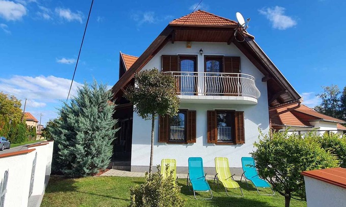 Balatonmariafurdo Maison | Maison de vacances près de l'eau avec air conditionné et internet