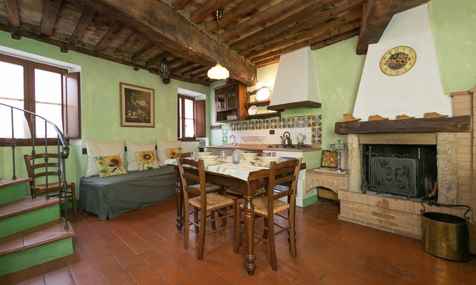 Chianni Maison | Maison de vacances 'Il Mirtillo' avec Wi-Fi et A/C