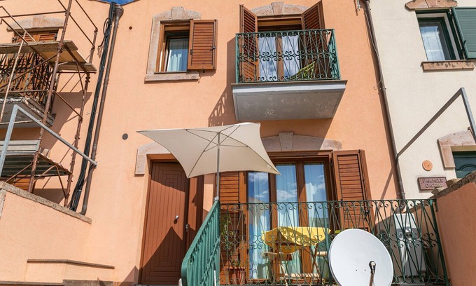 Bosa Historic Centre Maison | Maison de vacances moderne près de la mer à Bosa, Sardaigne