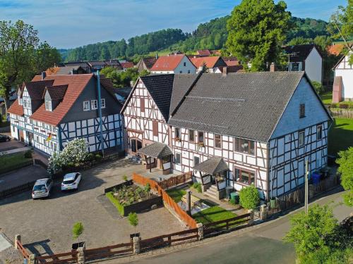 Ober-Waroldern Maison | Holiday home in ldernTwistetal-Oberwaro with sauna