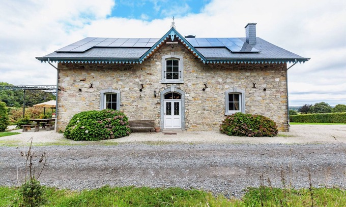 Libramont-Chevigny Maison | Maison de vacances avec sauna confortable à Saint-Hubert