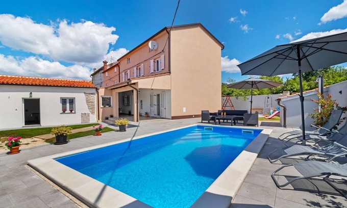 Smoljanci Maison | Maison de vacances à Smoljanci avec piscine privée