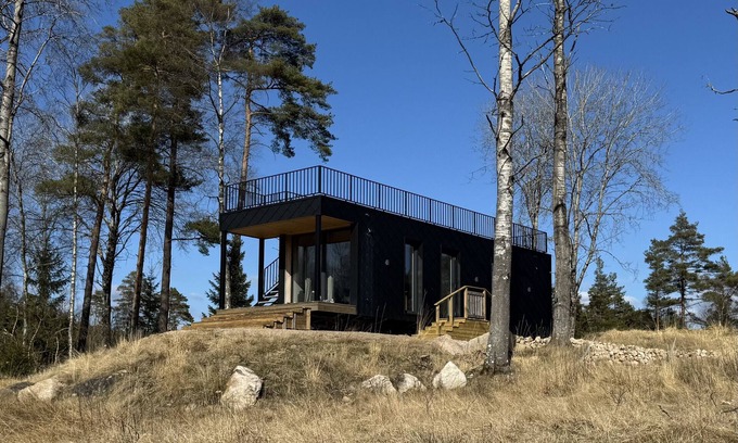 Knared Maison | Holiday home in the middle of nature in Knäred |SE02014