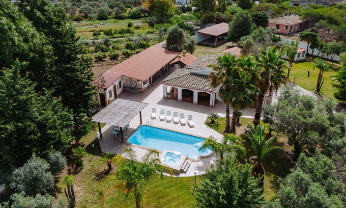 Quartu Sant'Elena Maison | Maison de vacances 'Villa Hollywood Con Piscina' avec piscine privée, terrasse privée et Wi-Fi