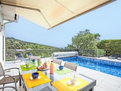 Llauro Maison | Holiday Home Jardins de Camille by Interhome