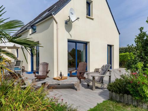 Kerlouan Maison | Holiday Home Ker Simor Ty Mer by Interhome