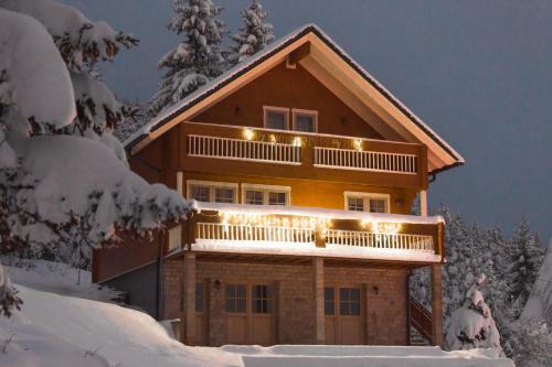 Ravna Gora Maison | Holiday Home Kuća za odmor LEA - Ravna Gora