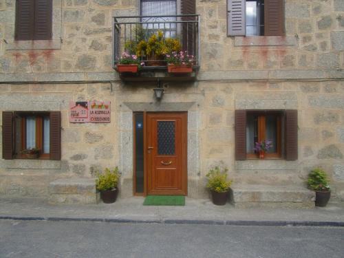 Hoyos del Espino Maison | Holiday Home La Asomailla
