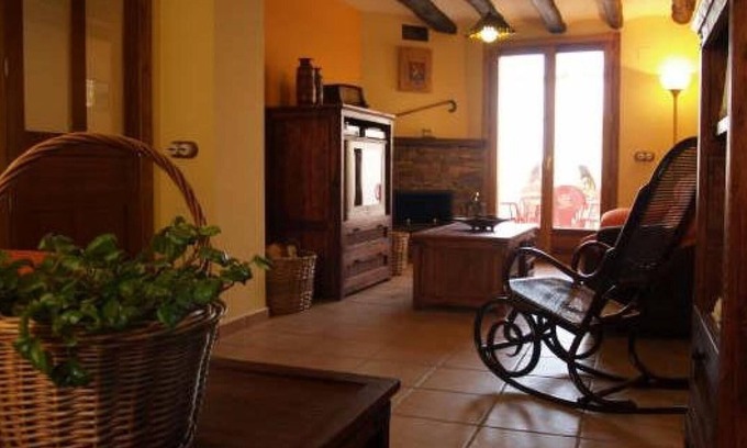 Milagro Maison | Holiday Home 'La Casa Miralrio 1' with Private Terrace, Wi-Fi and Air Conditioning