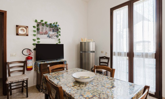 Marsala Maison | Holiday Home 'La Piazzetta' with Wi-Fi and Air Conditioning