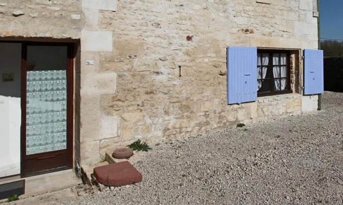 Romegoux Maison | Holiday Home 'La Rétaise' with Private Terrace and Private Garden