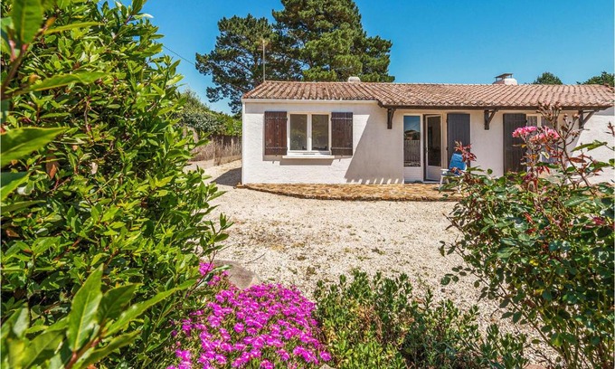 Les Moutiers-en-Retz Maison | Holiday Home Les Moutiers En Retz Rue De Bois Millet