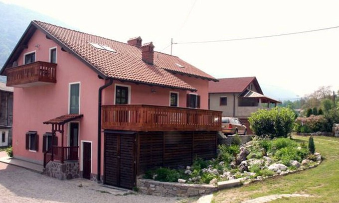 Kamno Maison | Maison de vacances Maharac avec 3 appartements spacieux