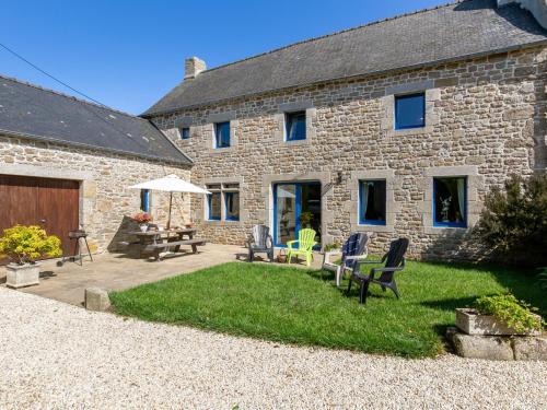 Kerlouet Maison | Holiday Home Maner Penfrat by Interhome