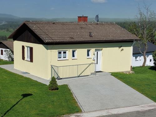 Loffingen Maison | Holiday Home Mily by Interhome