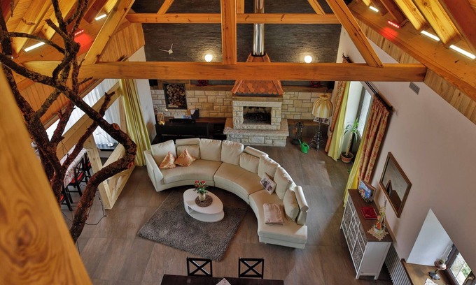 Erlabronn Maison | Holiday Home 'Mit Offenem Kamin' with Private Garden, Wi-Fi and Air Conditioning