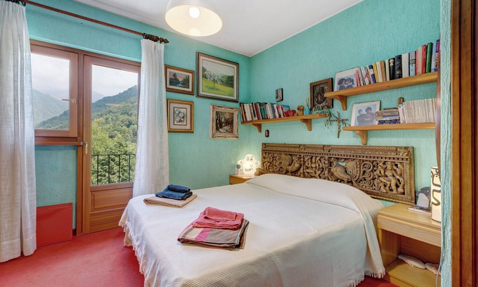 Germagno Maison | Holiday Home 'Nature, Mountains and Lakes' with Mountain View, Private Terrace and Wi-Fi