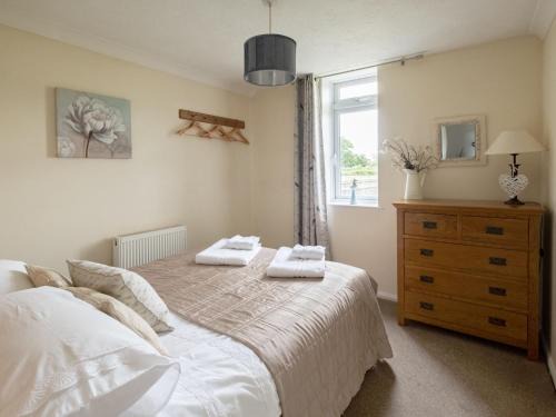 Henfield Maison | Holiday Home Oak Cottage by Interhome