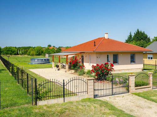 Balatonszemes Maison | Holiday Home Paola by Interhome